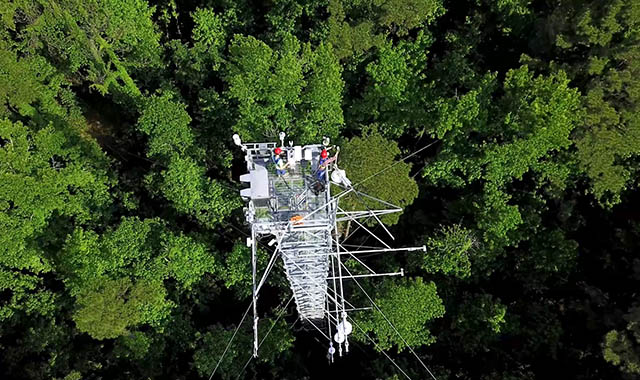 LENO-fromAbove-towertechs Year in review of Battelle's work managing the NEON project