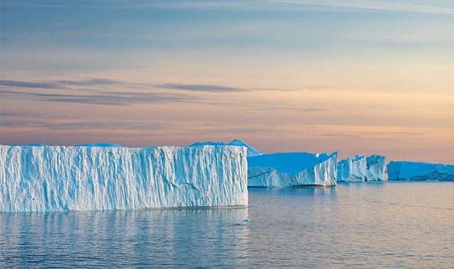 alt= a landscape shot of a glacier in the arctic