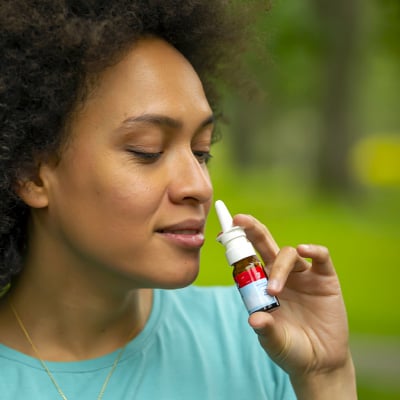 Image: women using a Generic drug-device combination products (g-DDCPs)