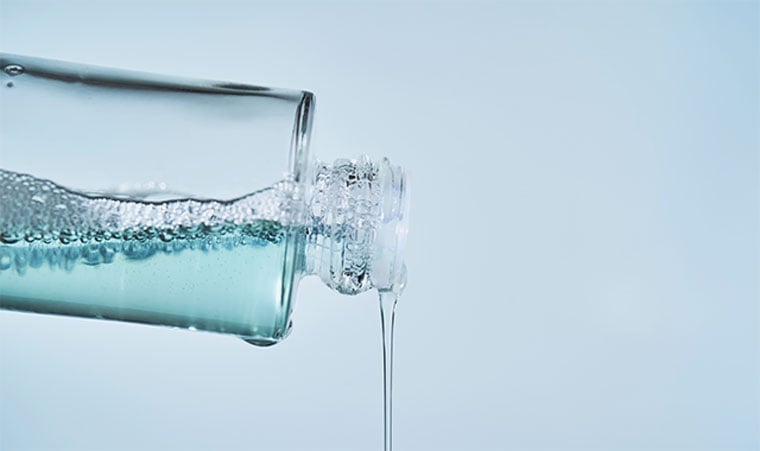 Image: Detergent bottle pouring a formulation